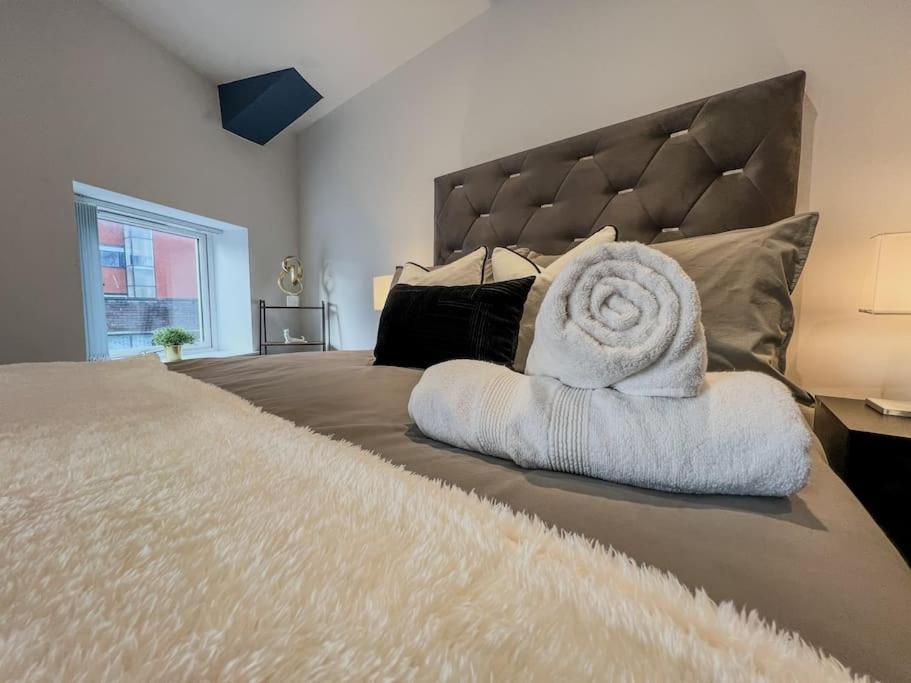 Orange Rentals-High Spec, Midnight Suite, Sleeps 4-Pets Welcome! Ливерпуль Экстерьер фото