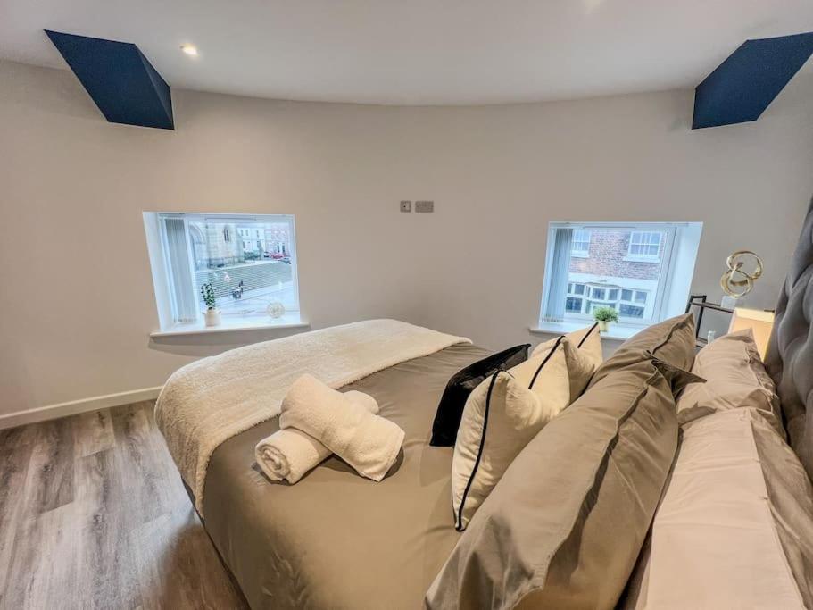 Orange Rentals-High Spec, Midnight Suite, Sleeps 4-Pets Welcome! Ливерпуль Экстерьер фото