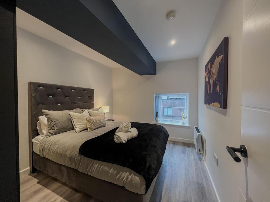 Orange Rentals-High Spec, Midnight Suite, Sleeps 4-Pets Welcome! Ливерпуль Экстерьер фото