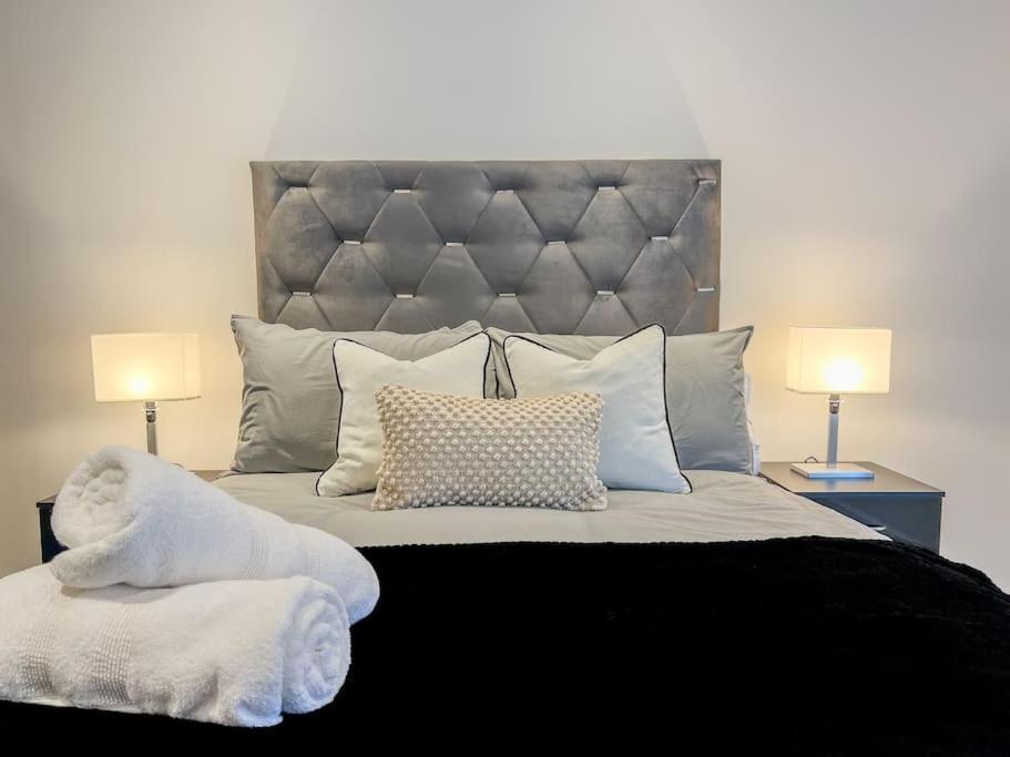 Orange Rentals-High Spec, Midnight Suite, Sleeps 4-Pets Welcome! Ливерпуль Экстерьер фото