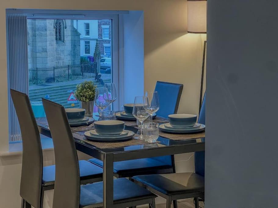 Orange Rentals-High Spec, Midnight Suite, Sleeps 4-Pets Welcome! Ливерпуль Экстерьер фото