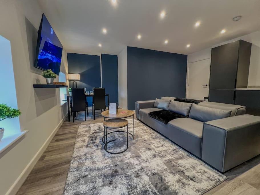 Orange Rentals-High Spec, Midnight Suite, Sleeps 4-Pets Welcome! Ливерпуль Экстерьер фото