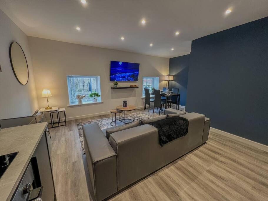 Orange Rentals-High Spec, Midnight Suite, Sleeps 4-Pets Welcome! Ливерпуль Экстерьер фото